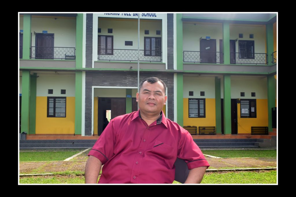 Iwan  Ridwan, S.Sos.I., M.Pd.