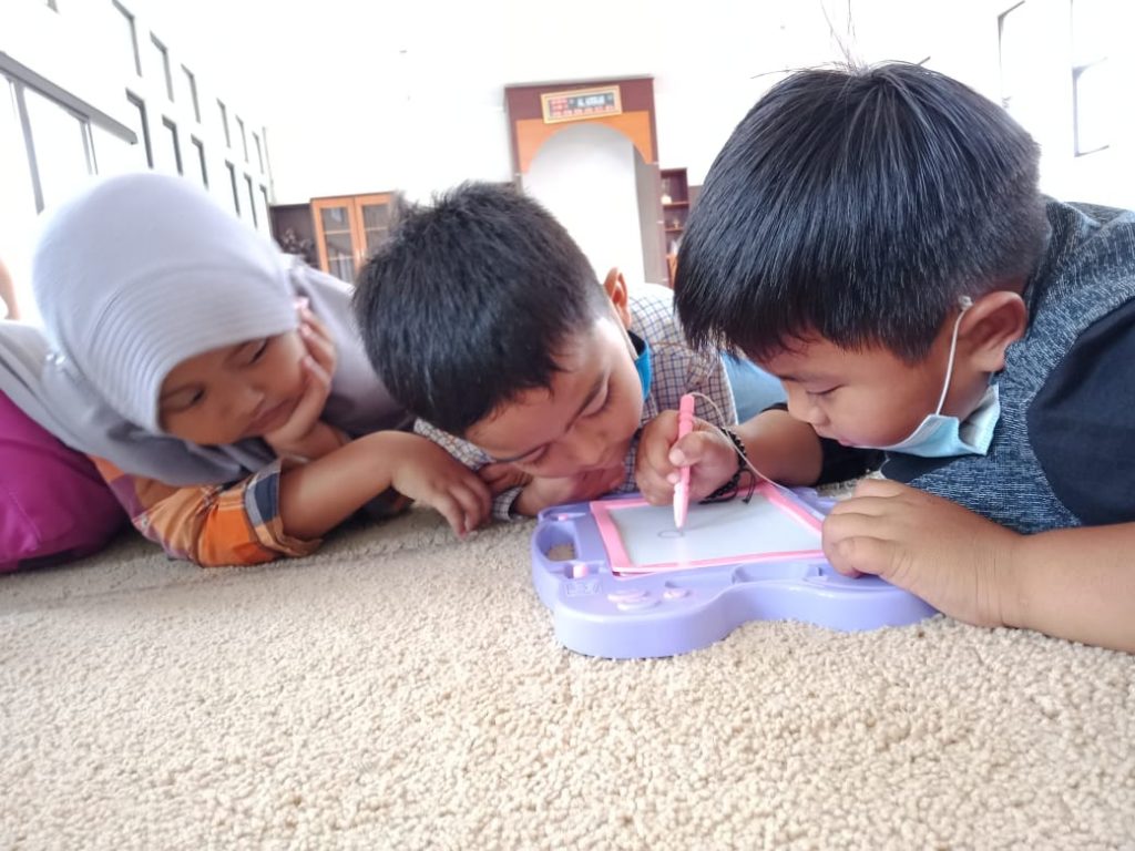 Aku dan Muridku di Masa Pandemik Covid 19